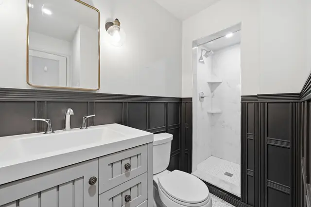 105 Berkeley DRIVE gallery image 20