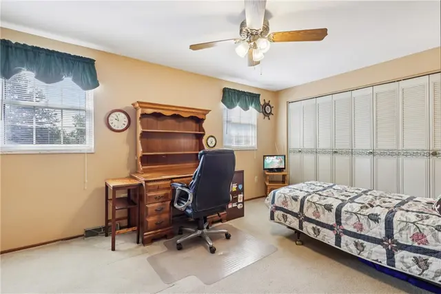 105 Gary Drive gallery image 6