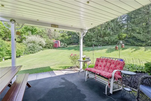 105 Gary Drive gallery image 19
