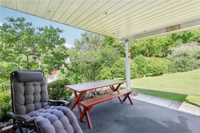105 Gary Drive gallery image 23