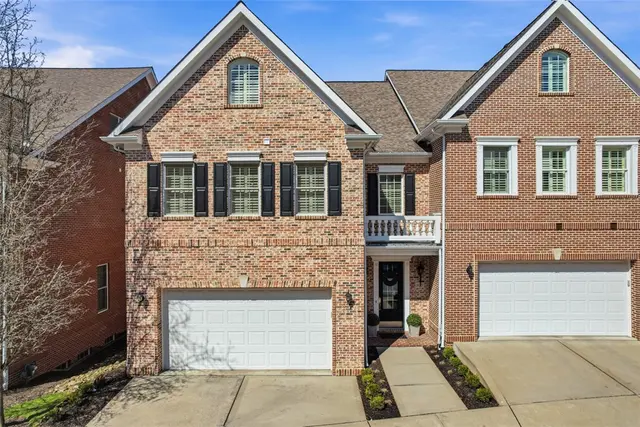 105 Georgetowne Court