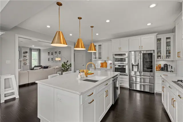 105 Minnock Drive gallery image 7