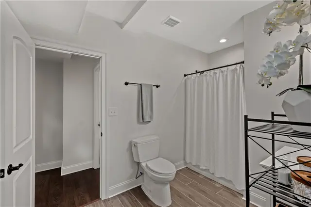 105 Minnock Drive gallery image 12