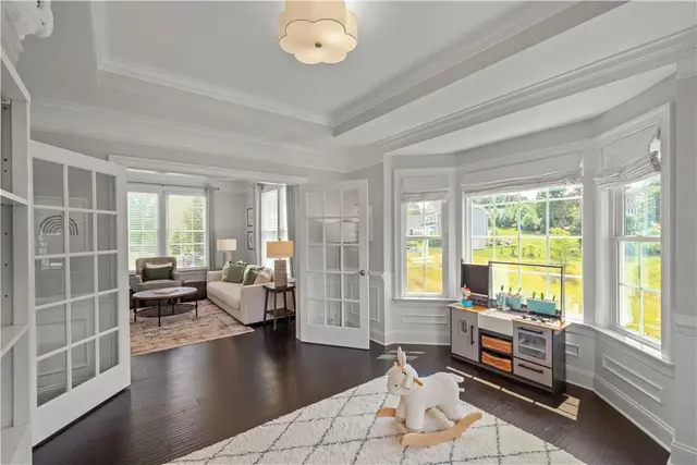 105 Minnock Drive gallery image 15