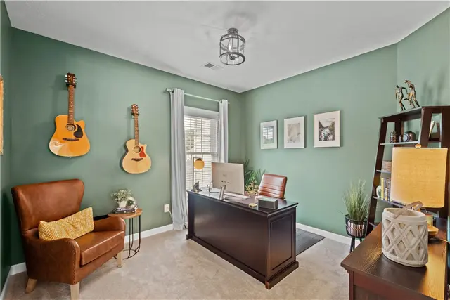 105 Minnock Drive gallery image 25