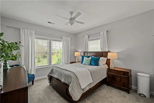 105 Minnock Drive gallery image 34
