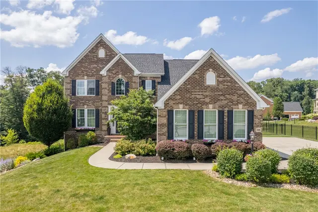 105 Minnock Drive gallery image 35