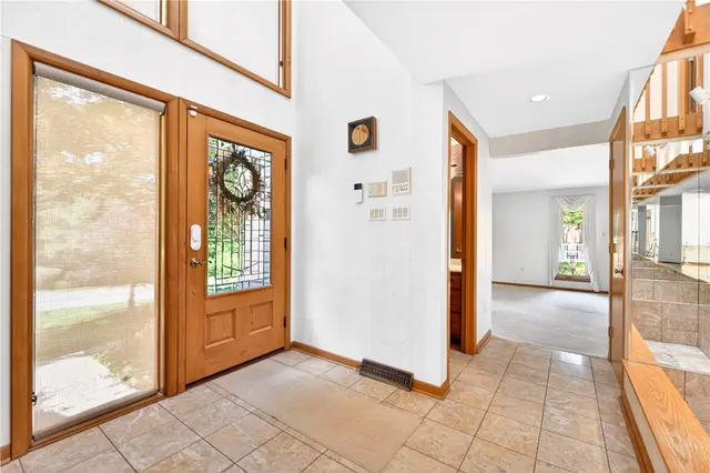 105 Northbrook Dr gallery image 17