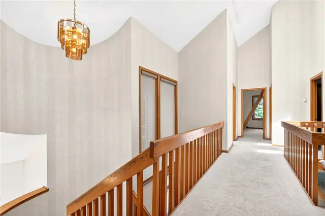 105 Northbrook Dr gallery image 32