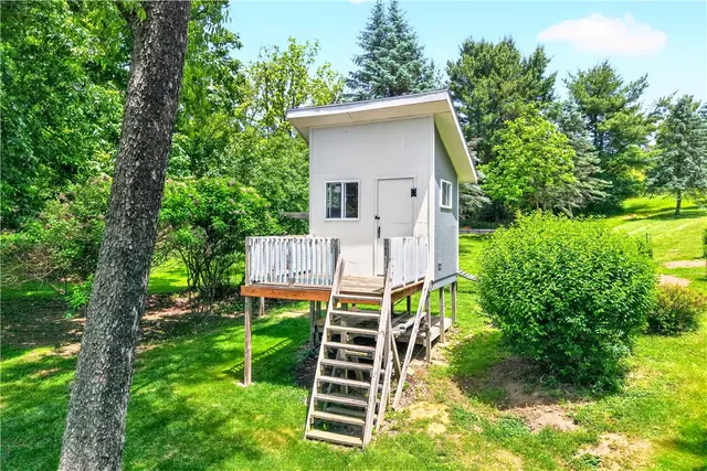 105 Northbrook Dr gallery image 46