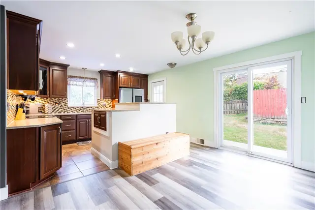 105 Parkview Road gallery image 22