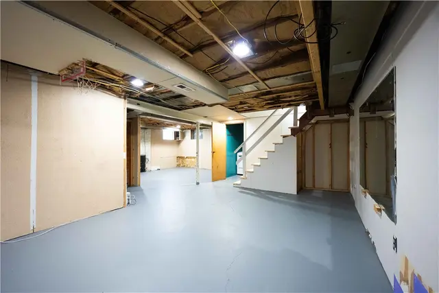 105 Parkview Road gallery image 27