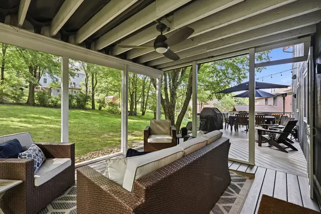 105 Rippling Brook DRIVE gallery image 6