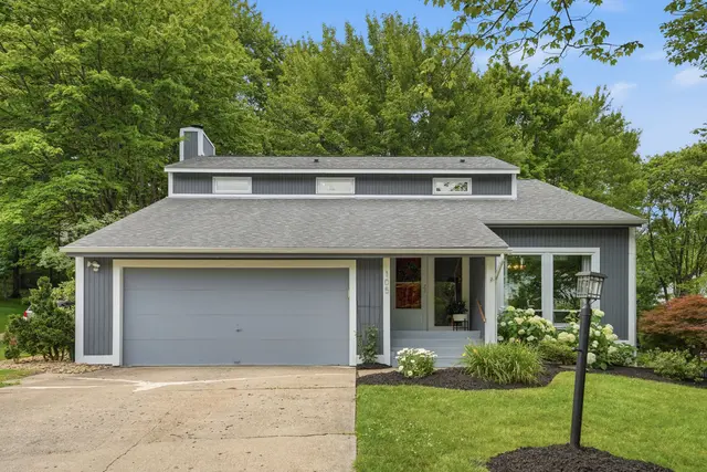 105 Rippling Brook DRIVE