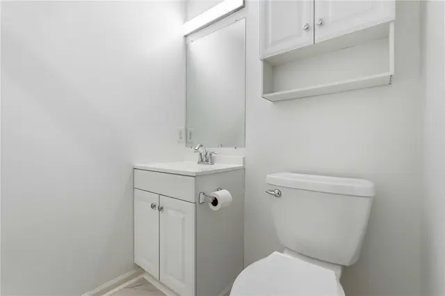 105 Windgate Dr gallery image 16