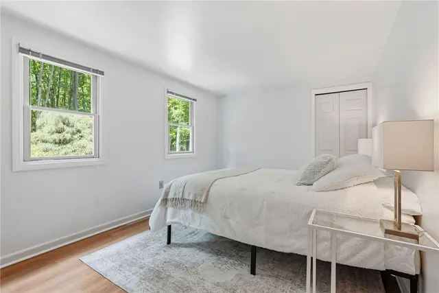 105 Windgate Dr gallery image 32