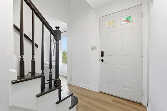 105 Windgate Dr gallery image 33