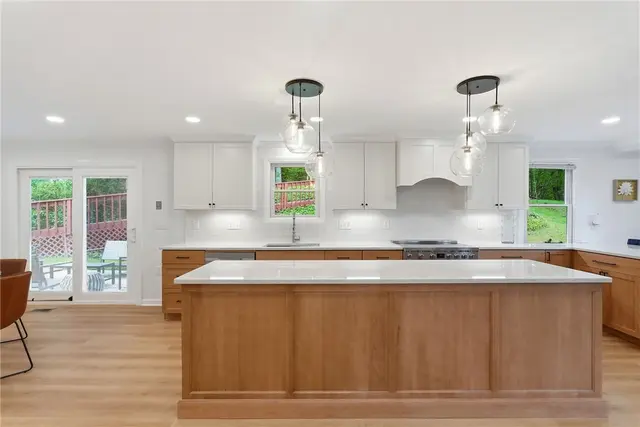 105 Windgate Dr gallery image 43