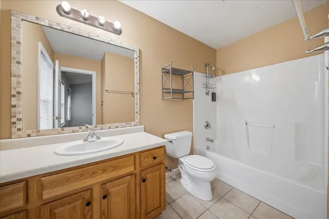 10532 Cherry Grove COURT gallery image 24