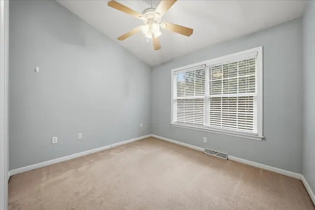 10532 Cherry Grove COURT gallery image 26