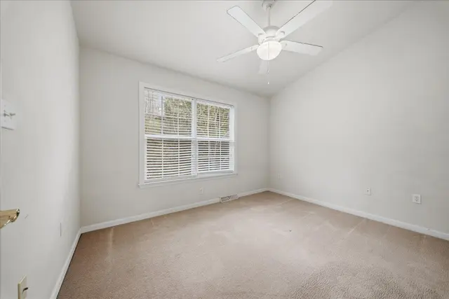 10532 Cherry Grove COURT gallery image 27