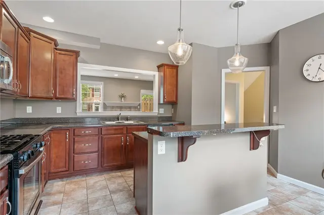 10532 Timber Edge Drive gallery image 5