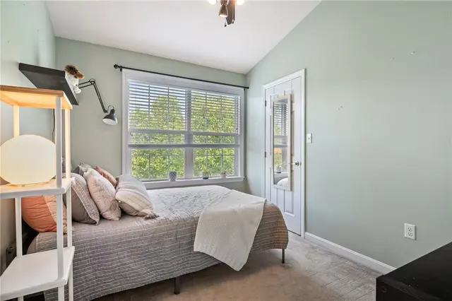 10532 Timber Edge Drive gallery image 8