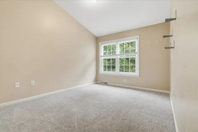 10534 Cherry Grove Court gallery image 27