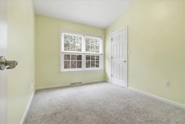 10534 Cherry Grove Court gallery image 29