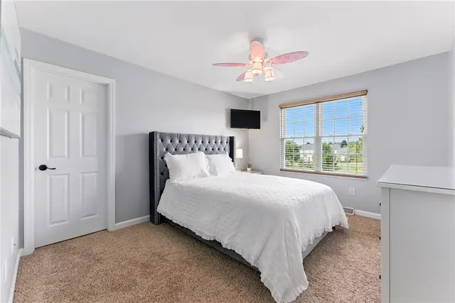 1055 S Lake Drive gallery image 6