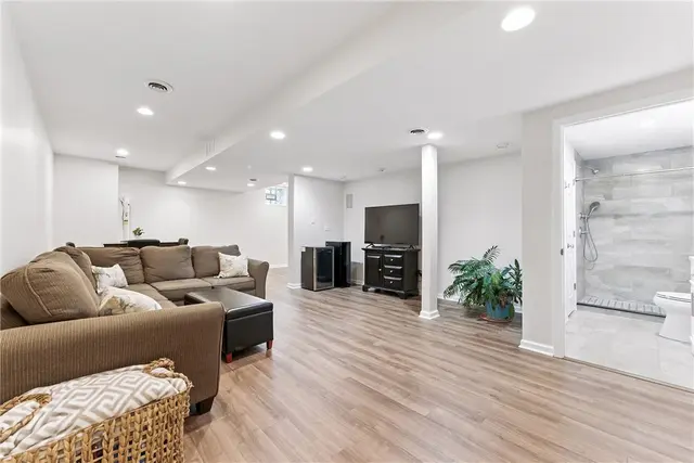 1055 S Lake Drive gallery image 14