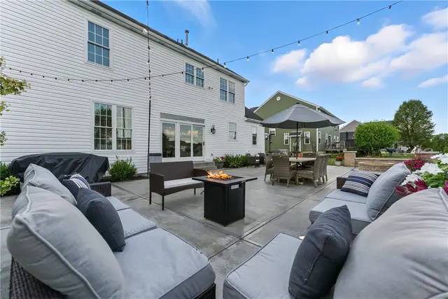 1055 S Lake Drive gallery image 35