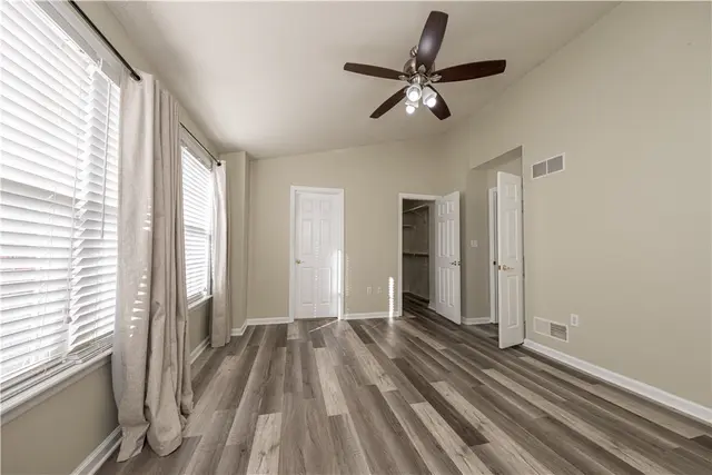 10562 Cherry Grove Ct. gallery image 6