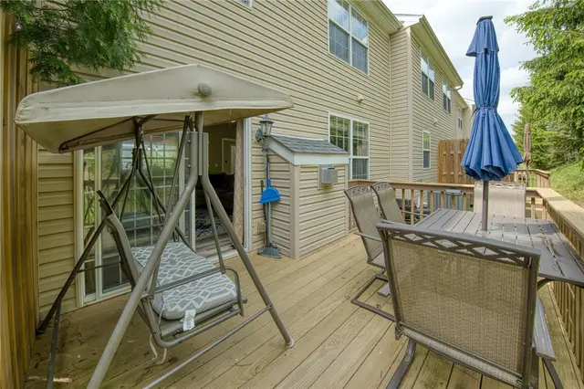 10562 Cherry Grove Ct. gallery image 14