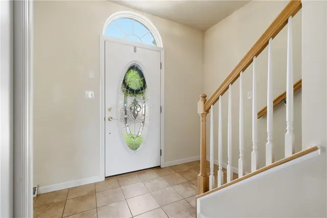 10565 Cherry Grove Court gallery image 5