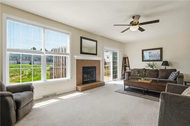 10565 Cherry Grove Court gallery image 19