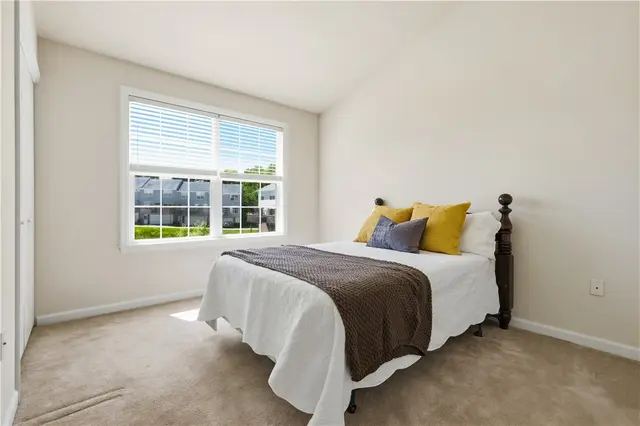 10565 Cherry Grove Court gallery image 24