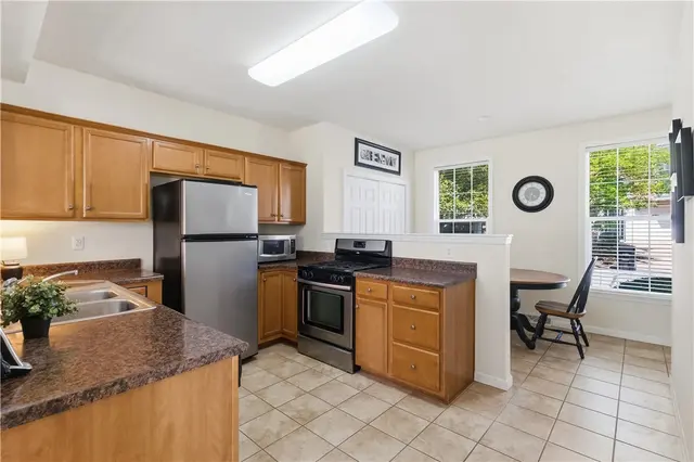 10565 Cherry Grove Court gallery image 27