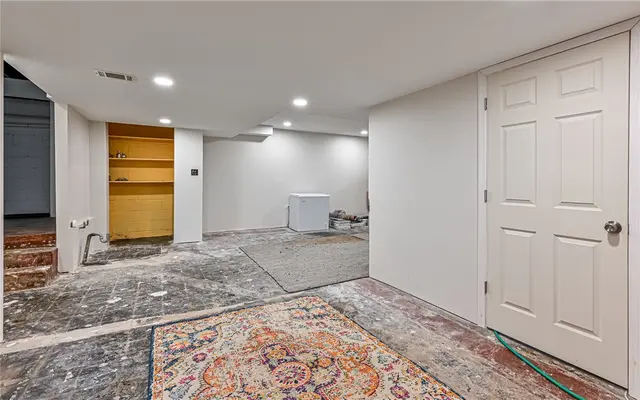 10595 Crest Rd gallery image 13