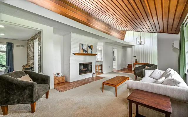 10595 Crest Rd gallery image 25