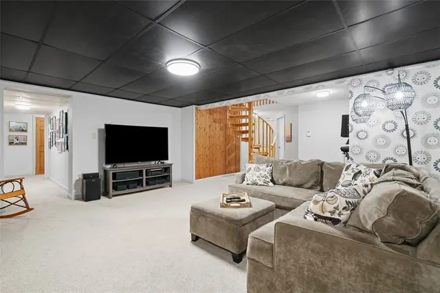 106 Dogwood Lane gallery image 18