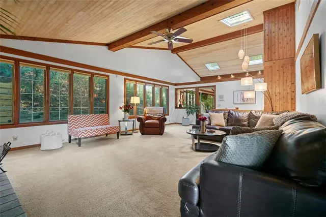 106 Dogwood Lane gallery image 19