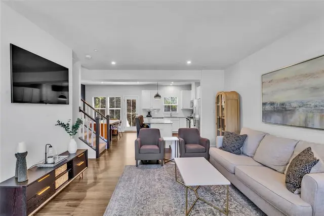 106 Moyer Hill Dr gallery image 12