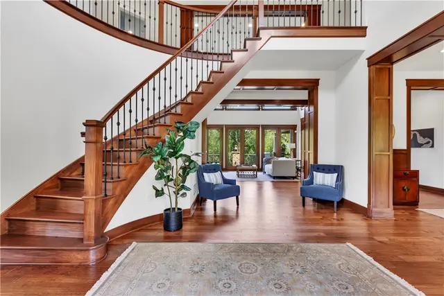 106 Orchard Dr gallery image 34
