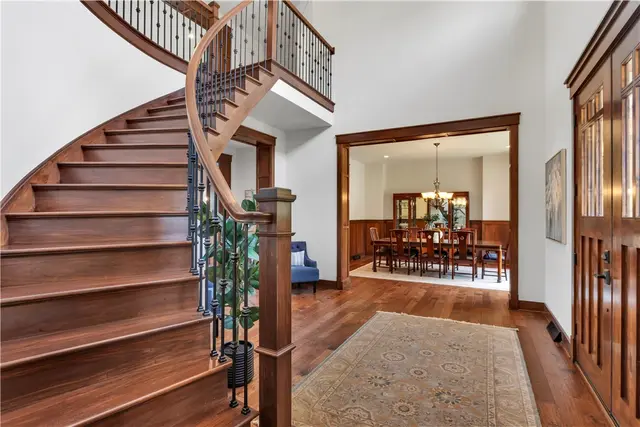 106 Orchard Dr gallery image 38