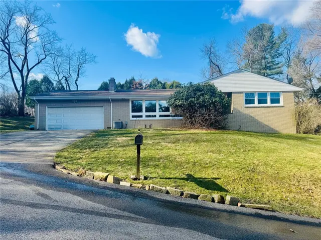 106 Sunset Dr