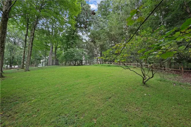 1060 Covington Pl gallery image 5