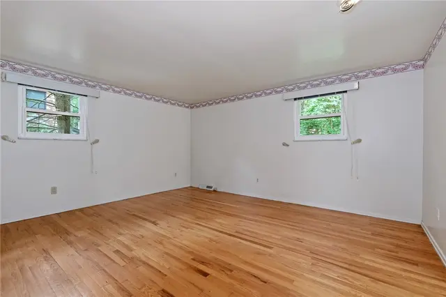 1060 Covington Pl gallery image 7