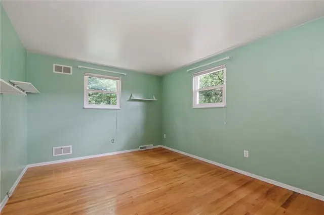 1060 Covington Pl gallery image 10