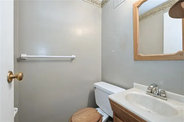 1060 Covington Pl gallery image 16